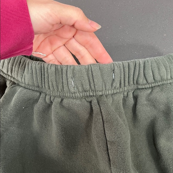 Young LA Sweatpants - Picture 3 of 4